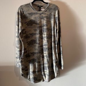 Forever21 long sleeve Camo Dress
